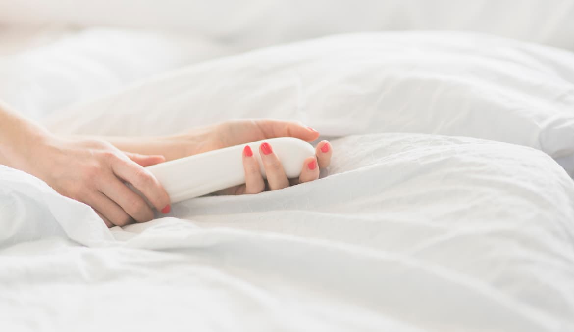 Featured image for I Tried Amazon's Best-Selling Vibrator That Shoppers Say 'Brought Them to Intense Climax Every Time'—And Here's What Happened
